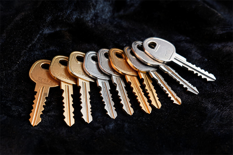 安阳 钥匙断在锁孔里怎么办？老 locksmith 教你3招自救不求人